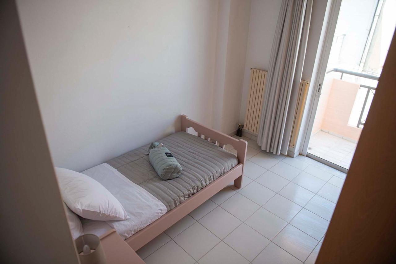 Apartment House *